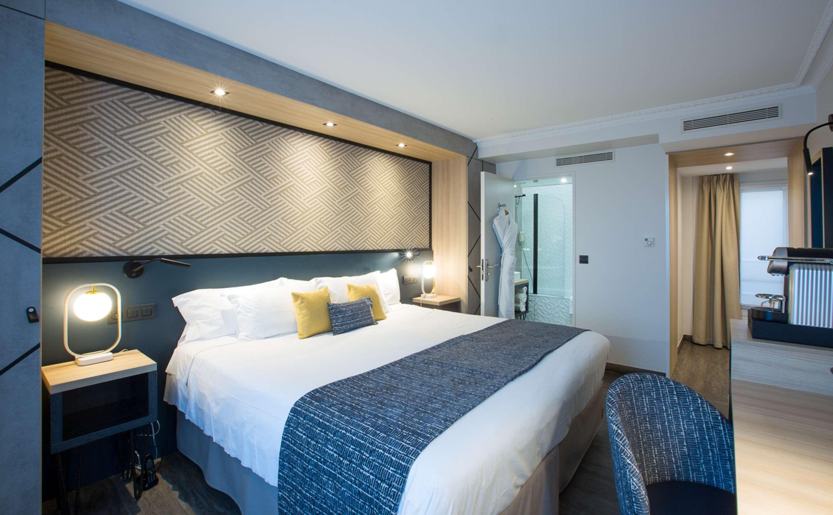 Best Western Plus Opera Batignolles Paris Exterior photo