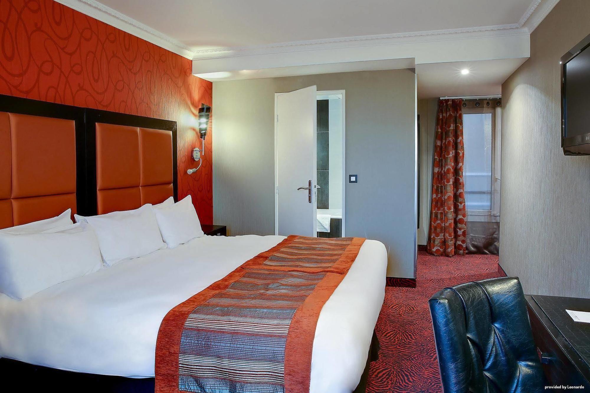 Best Western Plus Opera Batignolles Paris Exterior photo