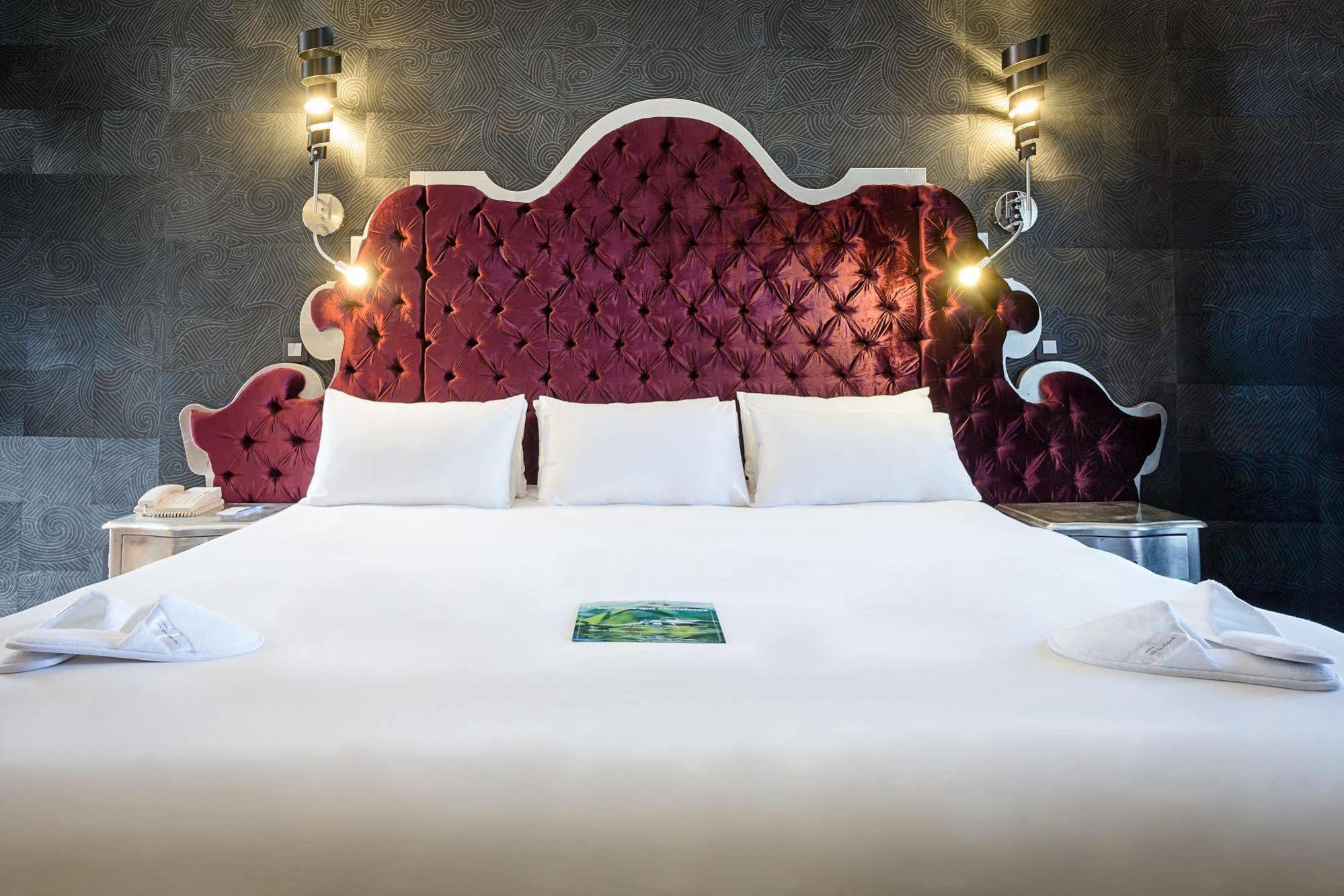 Best Western Plus Opera Batignolles Paris Exterior photo